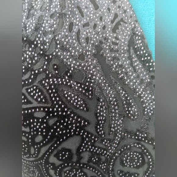 Cupcakes & Cashmere Long Sleeve Black Velvet Abstract Wrap Tie Blouse Sz S - Picture 3 of 4